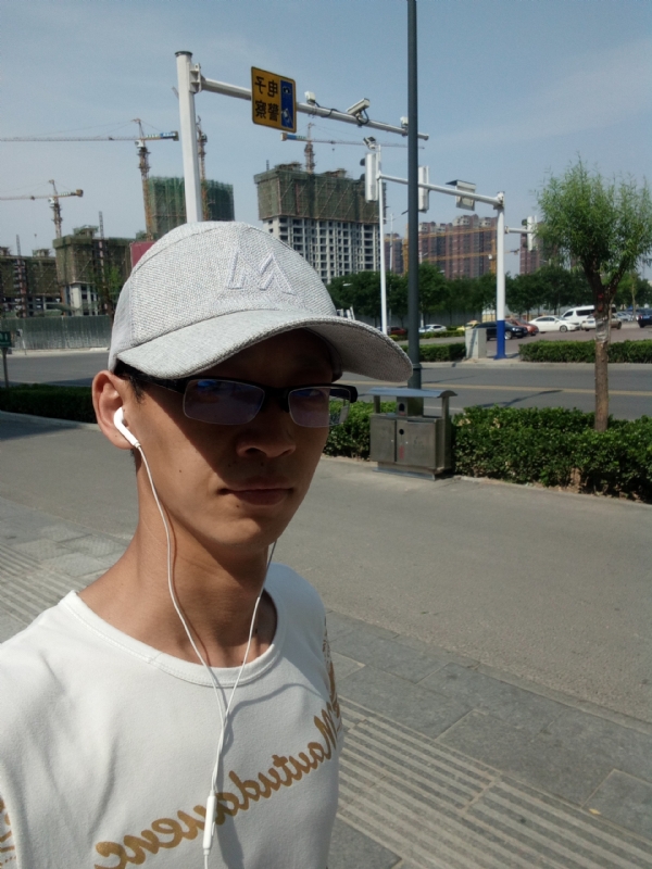 挥一挥手什么都没有的第一张照片--上杭交友网
