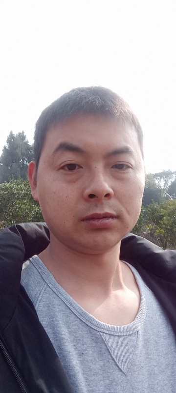 亲亲抱抱我爱你的第一张照片--上杭交友网