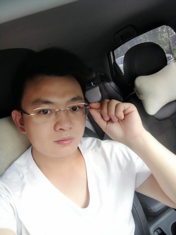 幸福的拥抱的第二张照片--上杭交友网