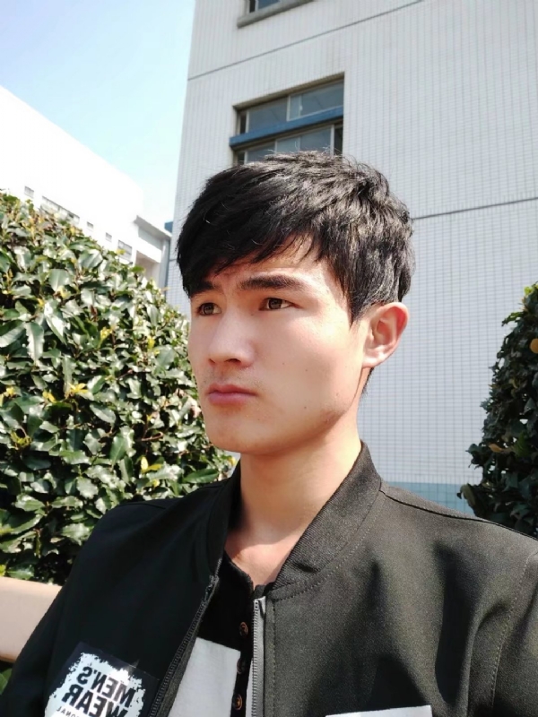 阳光男孩的第四张照片--上杭交友网