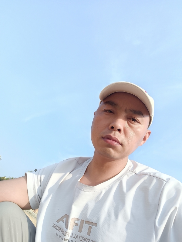 哥哥的第一张照片--上杭交友网