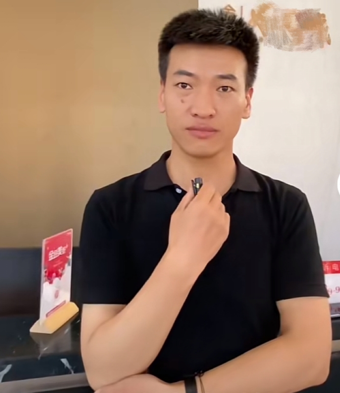 一杯梁白开的第一张照片--上杭交友网