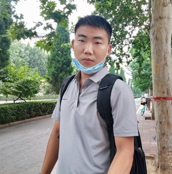 90年男征婚的第一张照片--上杭交友网